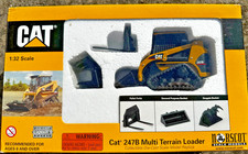 Norscot 55102 CAT Caterpillar 247B Multi Terrain Loader Diecast Model Boxed 1:25