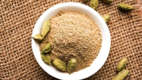Organic cardamom powder - cardamom,