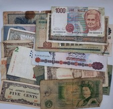 Joblot Collection of OLD USED World Banknotes B Set of used banknotes 