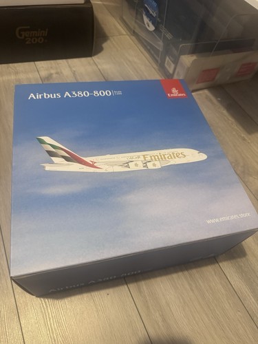 Gemini jets 200 emirates - jets, 1:200