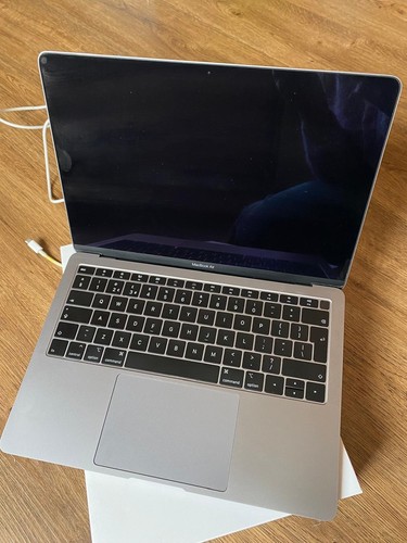 Macbook air 2019 inch - air,