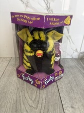 Bumblebee furby 1998 - 1998, hasbro