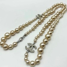 CHANEL Faux Pearl Long
