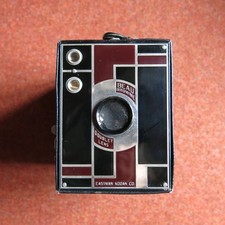 KODAK Beau Brownie No.2 Camera : Art Deco Black & Burgundy / Maroon