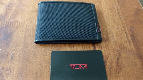Tumi alpha bifold wallet - ,