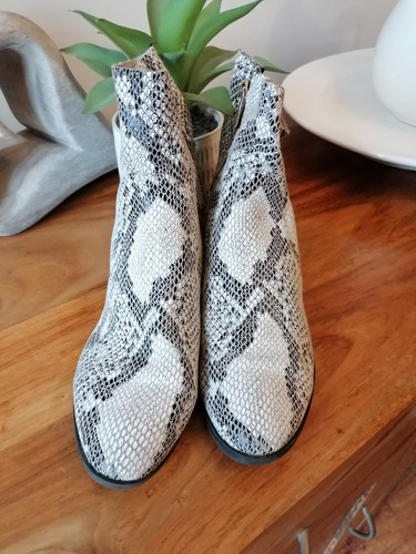 Topshop leather snake print - snake,