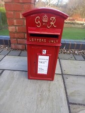ER Royal Mail Cast Iron Post