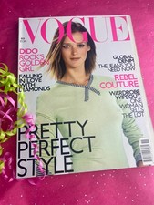 VOGUE MAGAZINE 2001 November FREE GIFT WRAP &  fast dispatch  