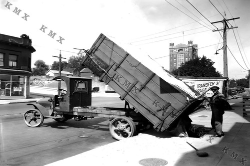1900 delivery truck - truck, 4x6