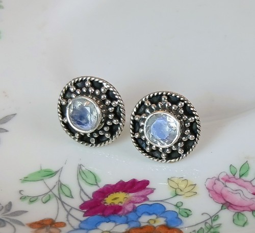 Vintage cut rainbow - cut,