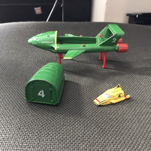 1992 thunderbird 4 - &,