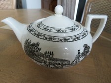 *FABULOUS RARE* WEDGWOOD CEYLON TEA INDUSTRY TEAPOT 5 INCHES TALL *EXCELLENT*