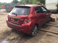 TOYOTA YARIS SR 1.3 -2011 2012