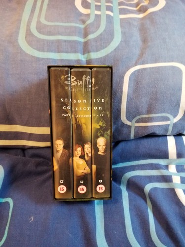 Buffy the vampire - buffy, vhs