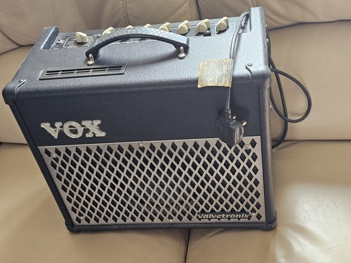 Vox vt15 valvestate watt - valvestate,
