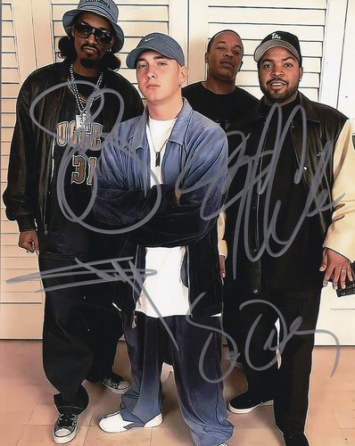 Autographed snoop dogg - snoop,