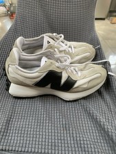 New Balance 327 Intelligent