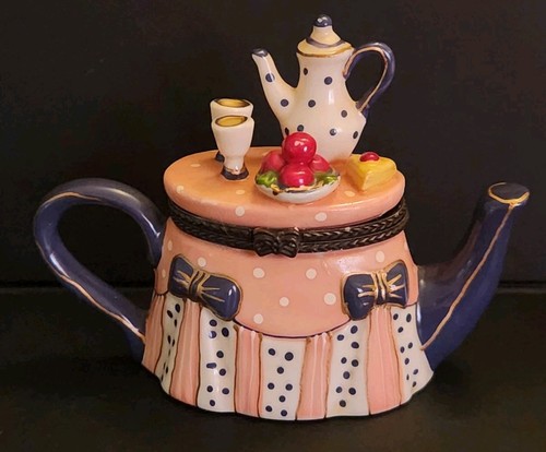 Vintage porcelain teapot - vintage,