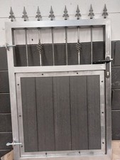 Composite entrance side gate - composite,