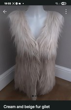 faux fur gilet Size Medium