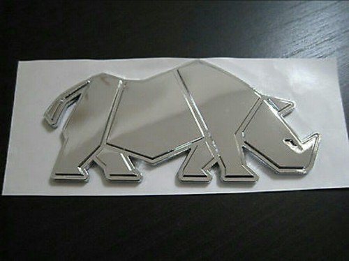 New genuine suzuki rhino badge - new,
