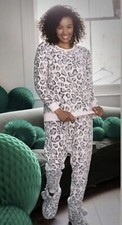 AVON Lipsy Fleece Lounge Set