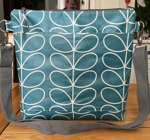 Zip top messenger bag new - zip,