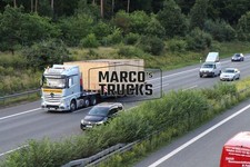 Truck Photo Mercedes-Benz