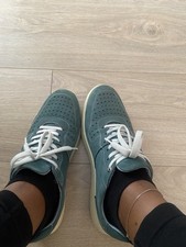 MOSHULU Green Suede Leather
