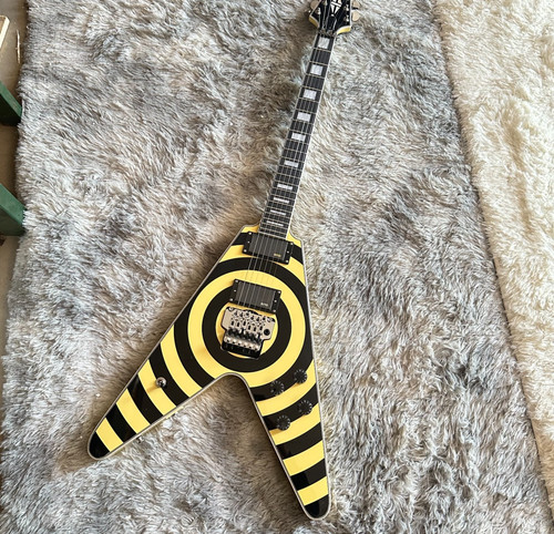 Zakk wylde bullseye flying - flying, v