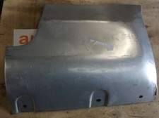 R/h front wing lower repair