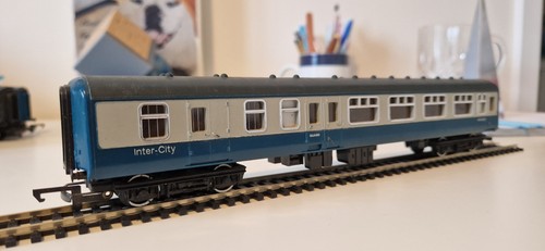 Hornby gauge mk2 guard - oo,