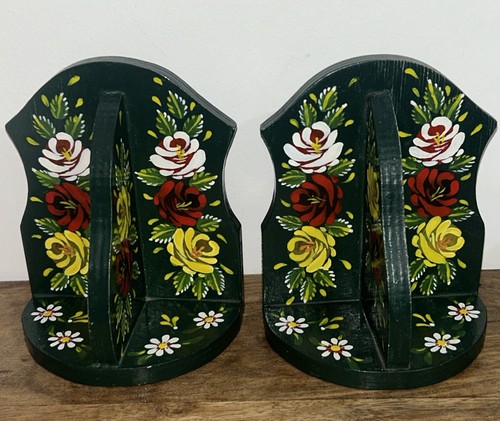 Vintage bookends canal - vintage,