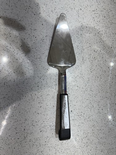 Buffet cake server - buffet,