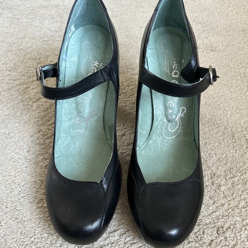 Red dead mary jane shoes - or,