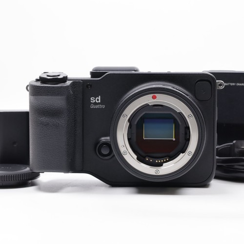 Sigma quattro mirrorless - quattro,
