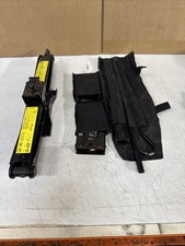 Discovery 4 L319 Jack Kit With Wheel Brace Chock Scissor Jack Bag KBK500160