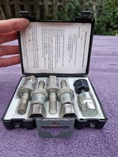 Peugeot 205GTI 309GTi Genuine Locking Wheel Bolt Set, flat seat type. Complete