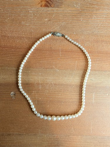 Vintage single strand - single,