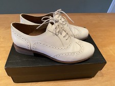 Ladies Clarks Cream Leather