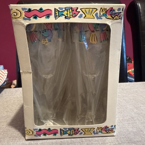 Set plastic wine glasses - 4,