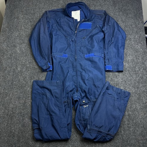 Military flight suit - us,