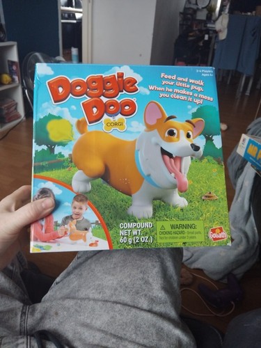 Goliath games doggie - doo, corgi