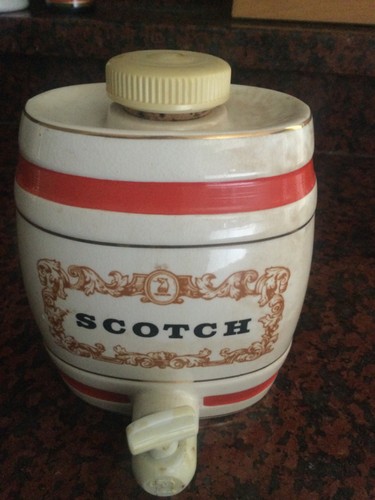Kitsch vintage scotch barrell - scotch,