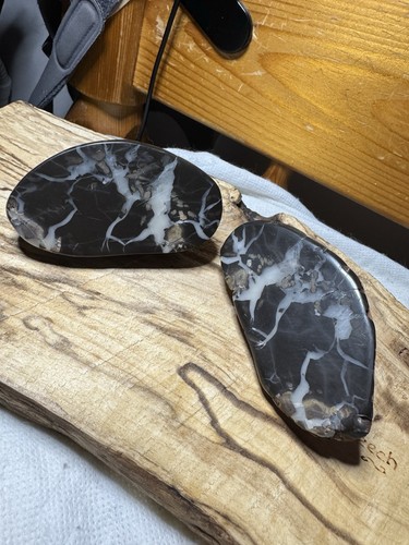 Specimen lightning stone - specimen,