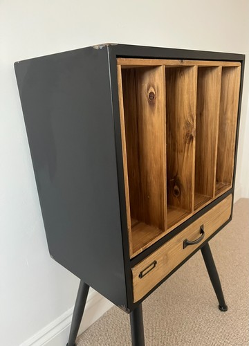 Vinyl record player display - record,