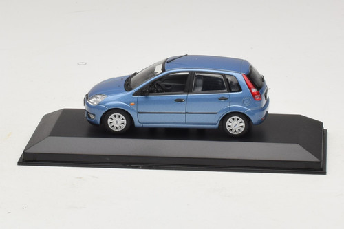 Ford fiesta door light blue - 4-door,