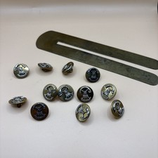 12 x British Army Somerset Light Infantry officers dress buttons & button stick