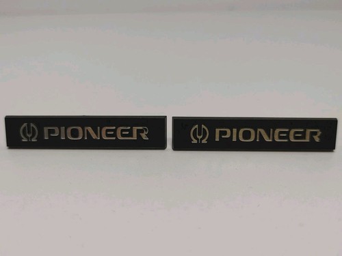 Pioneer badges labels pair - badges,