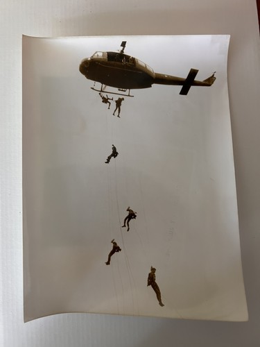 Vietnam war original - vietnam, press